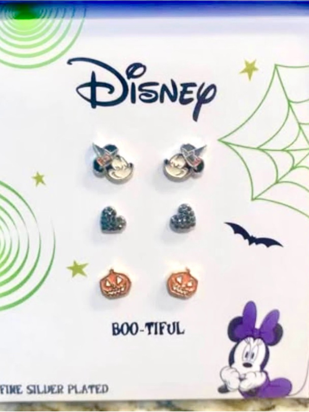 NEW Disney Boo-Tiful 3 Pair Of Halloween Earrings

Check out my other listings.